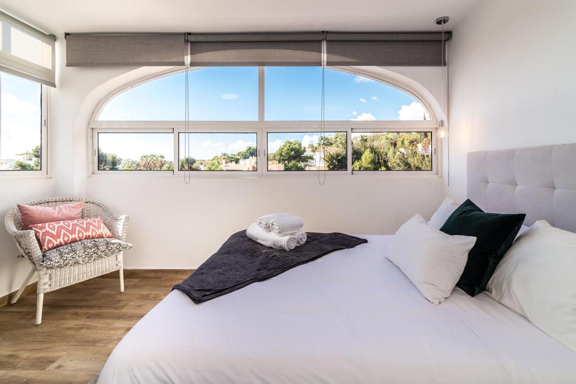 Vb Seguiriyas Paired House 2Bdr Sea Views Villa เบนัลมาเดนา ภายนอก รูปภาพ